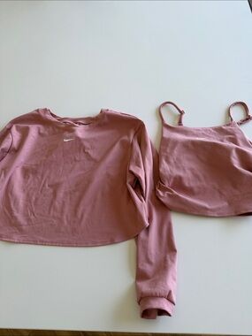 Nike Dusty Rose Cropped Sweatshirt and Tank Set